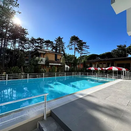 With Pool Διαμέρισμα Μπιμπιόνε
